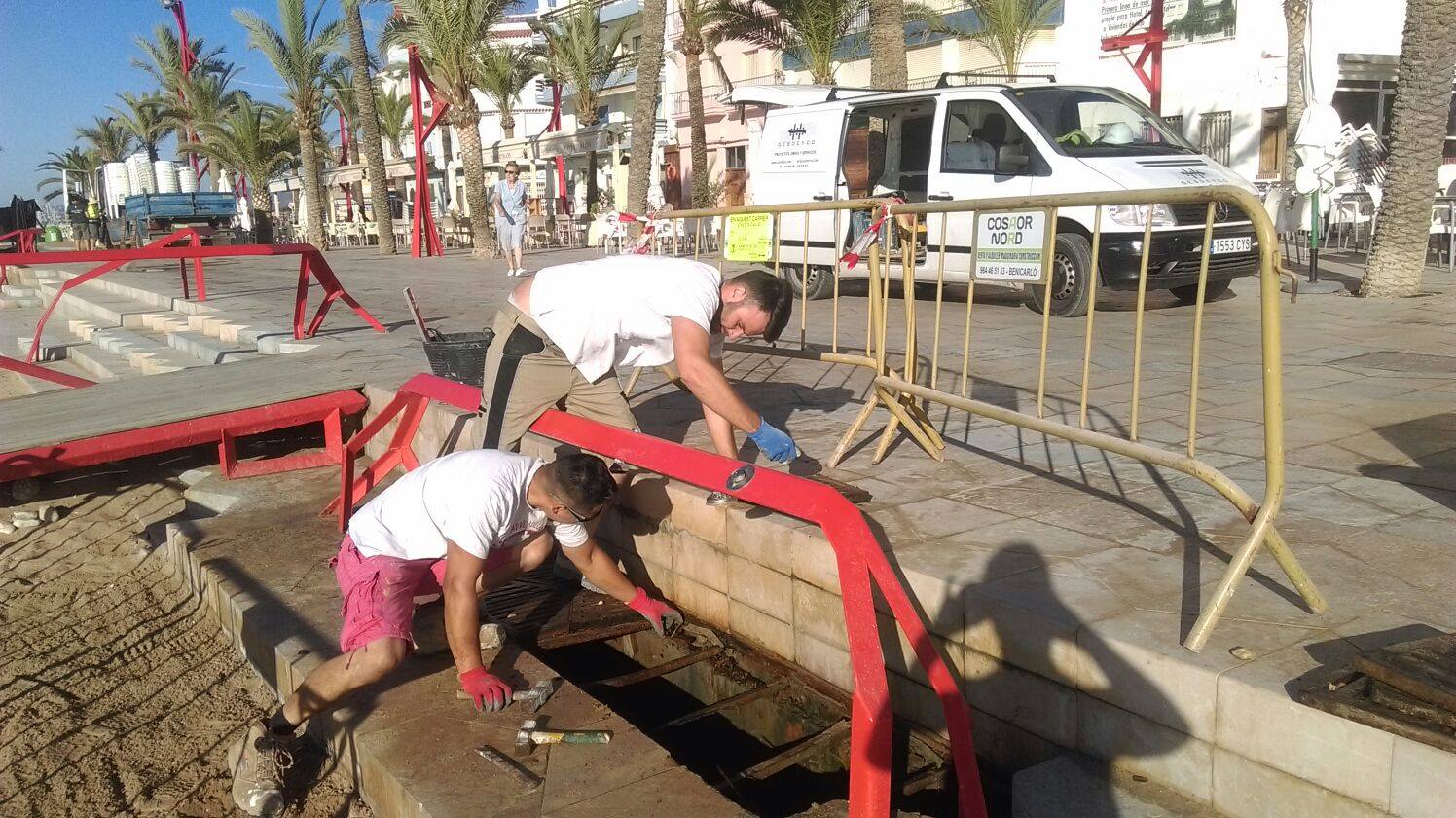 Vinaròs, l'ajuntament renova els rentapeus del passeig marítim