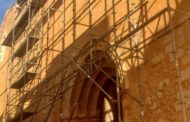 Canet lo Roig, avancen les feines de restauració de la façana de l'església de Sant Miquel