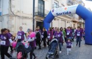 Alcalà de Xivert va celebrar divendres el Dia de la Dona amb la lectura del manifest i una cursa solidaria