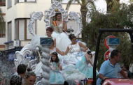 Benicarló; Tradicional desfilada de carrosses  i batalla de confeti a les Festes Patronals de Benicarló 26-08-2018