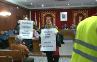 Vinaròs, la Policia Local entra al ple de l'Ajuntament per reivindicar un salari just