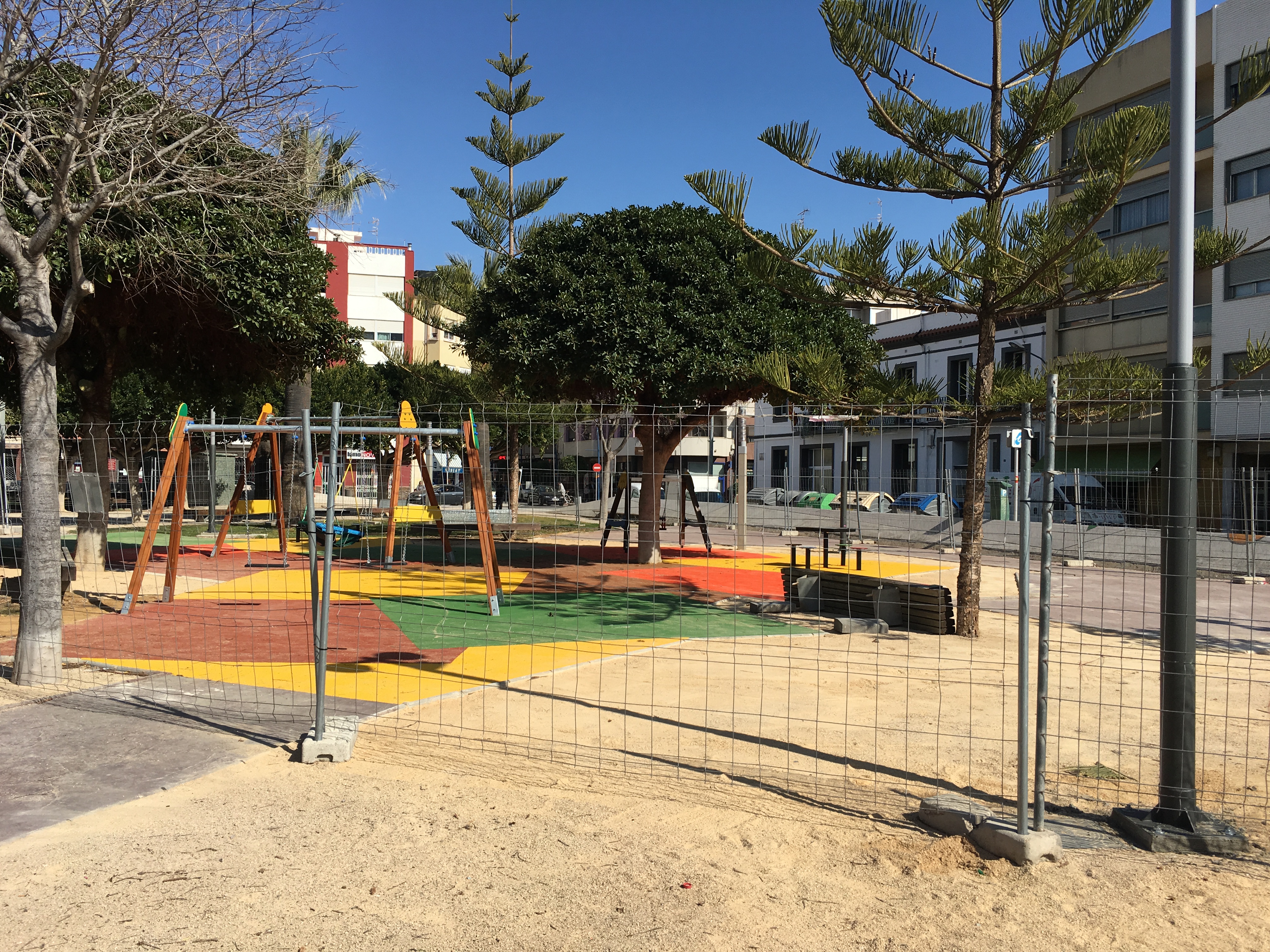 Benicarló, el PP denuncia que la construcció del parc saludable de la plaça Constitució continua paralitzada