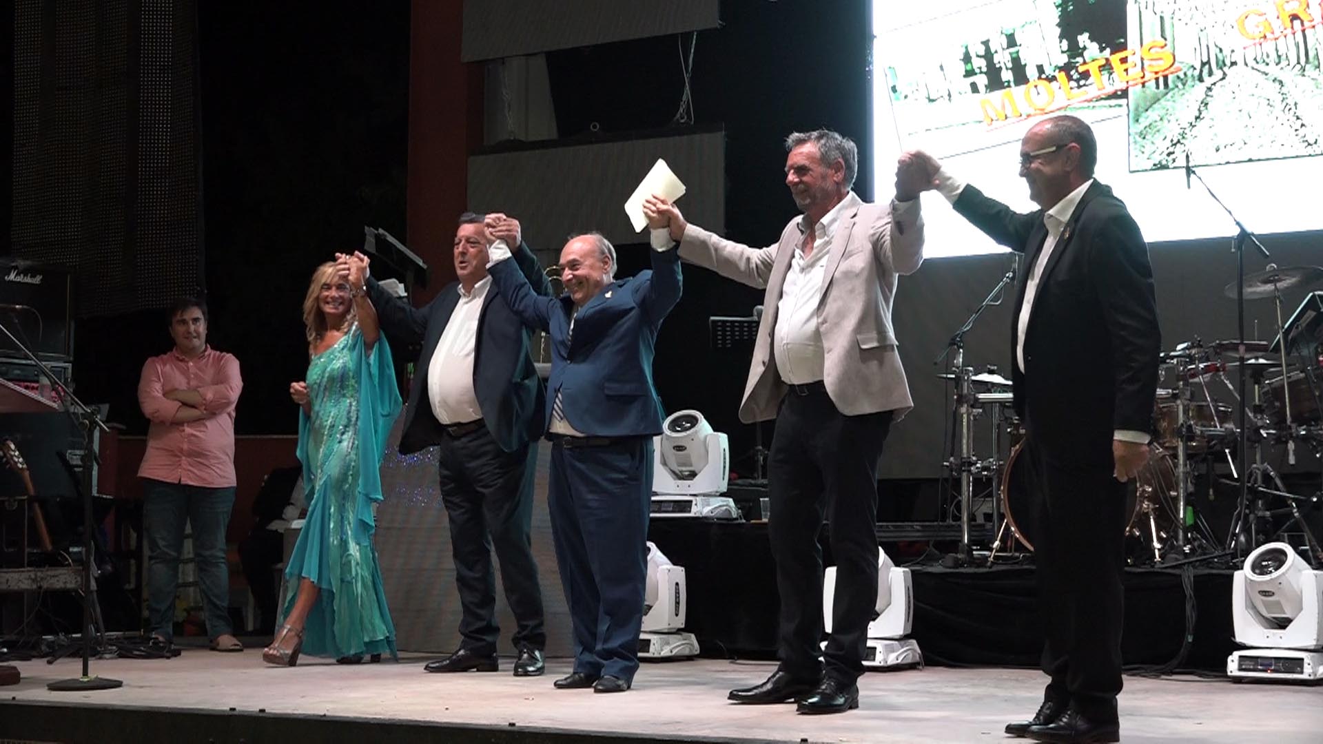 Cervera del Maestrat fa un homenatge als alcaldes i regidors de la democràcia