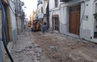 Càlig; L’Ajuntament de Càlig està duent a terme este mes els treballs de renovació i millora del carrer Baixada de Santa Bàrbara