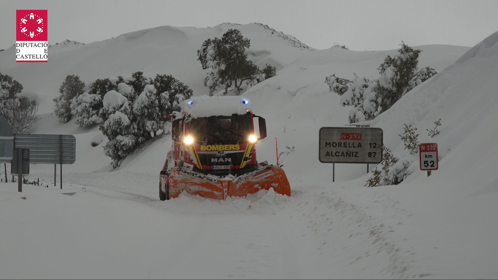 Els bombers realitzen més de 100 serveis per nevades, temporal marítim, plutja i vents