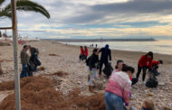 Més de 100 voluntaris recullen vora 1.500 quilos de residus a la platja del Morrongo de Benicarló