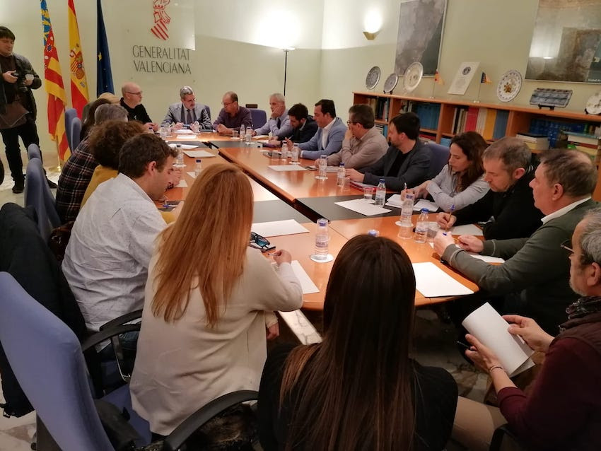 Els alcaldes demanen actuacions integrals per a protegir la costa