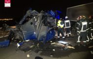 Un ferit en un accident entre camions a Benicàssim