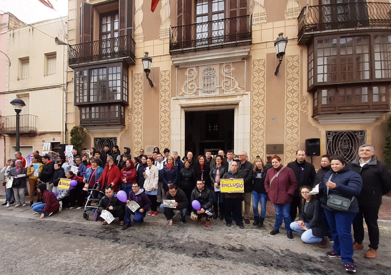 Benicarló reivindica la igualtat de gènere en el Dia de la Dona