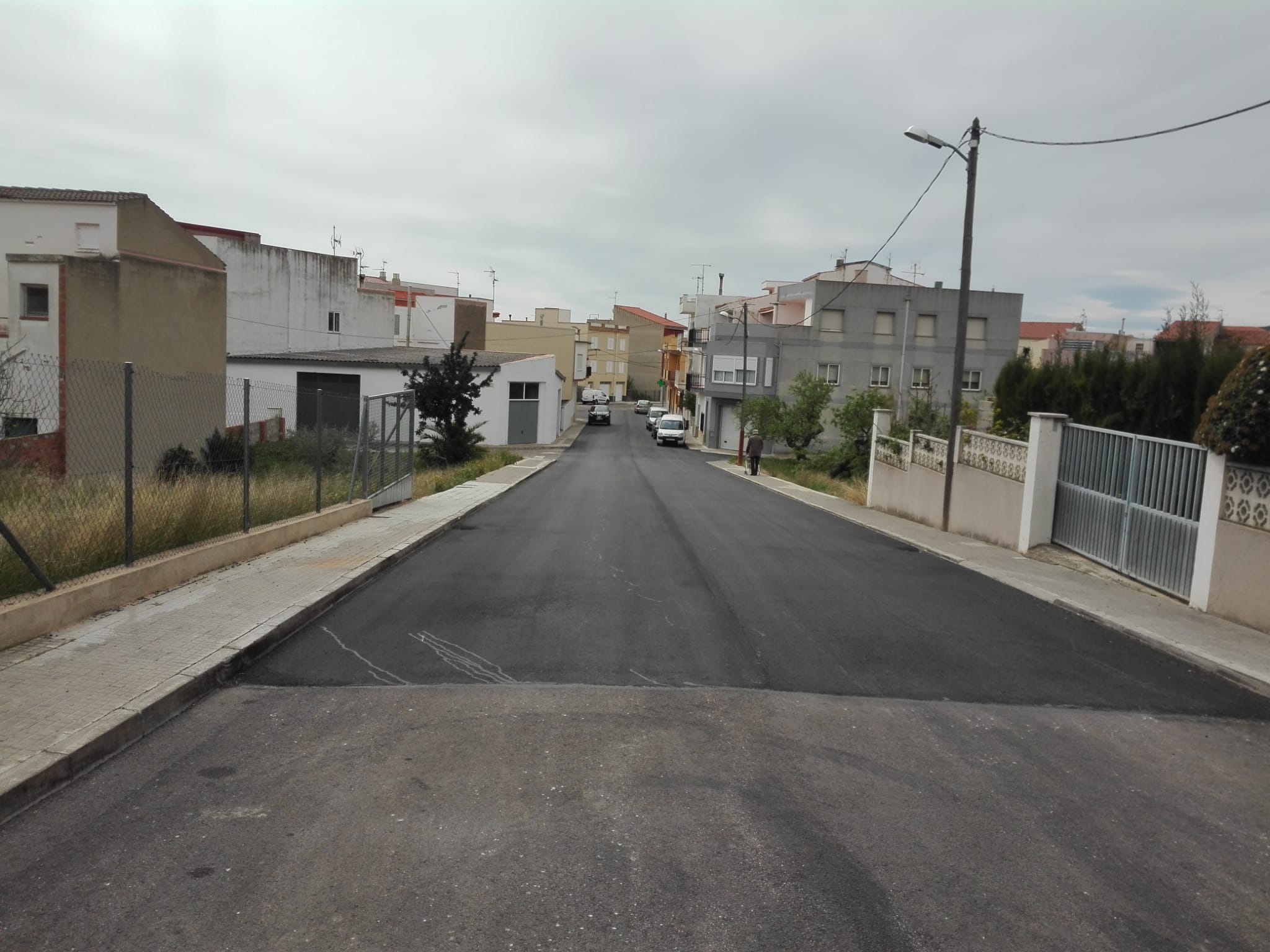 Fotonotícia. L'Ajuntament de Rossell millora la pavimentació de diversos carrers del casc urbà