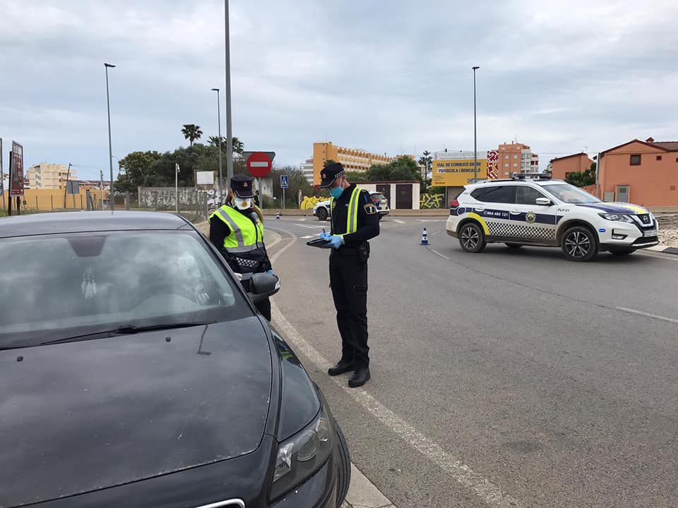 La Policia Local de Peníscola ha controlat a 588 vehicles des de l'inici de l'estat d'alarma