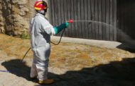 Els Bombers desinfecten els carrers de Palanques