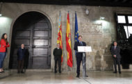 Puig signa un acord amb els agents socials que inclou una ajuda directa de 150 euros per als treballadors afectats per un ERTE