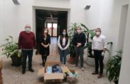 La Penya Barcelonista de Benicarló s'uneix a les mostres de solidaritat i fa una donació de material de protecció a l’Ajuntament