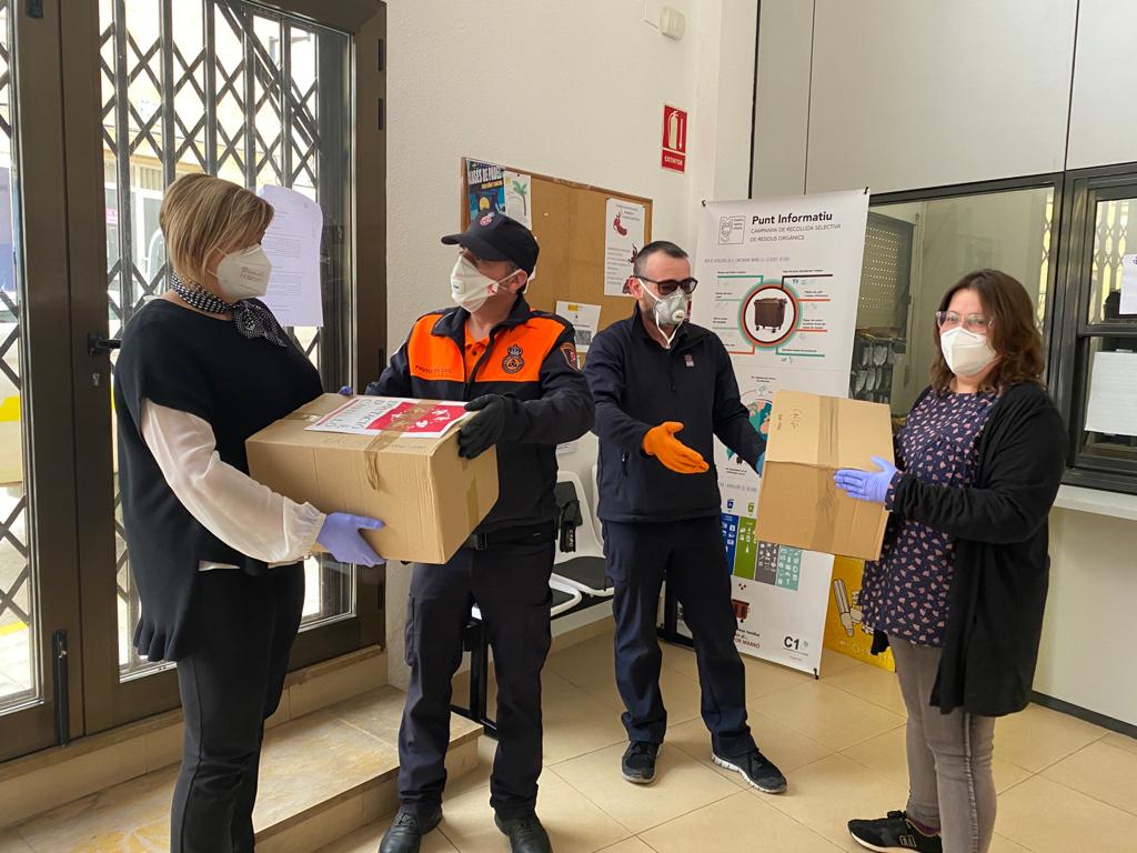 Càlig rep material de protecció per al personal de l’Ajuntament