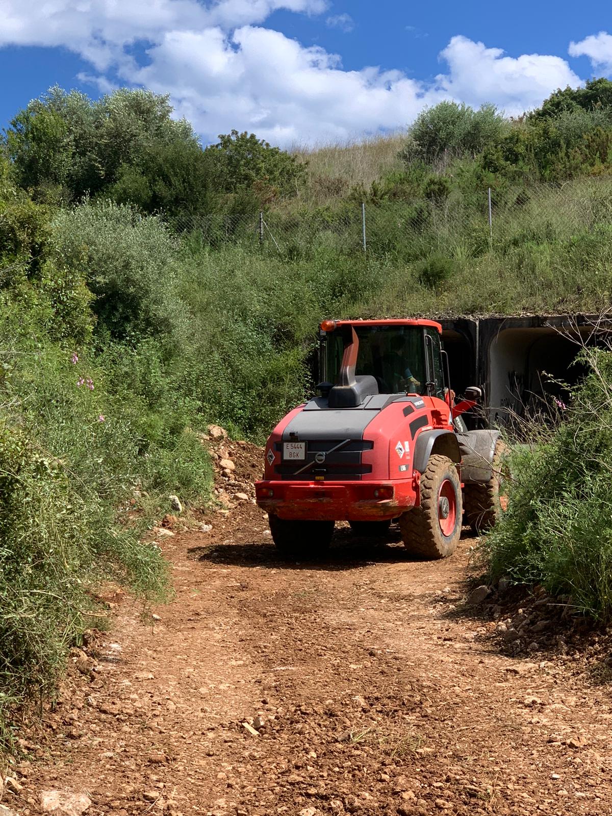 Santa Magdalena segueix avant amb la reparació de camins rurals