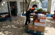 La Diputació transporta aliments per a famílies necessitades de Peníscola en col·laboració amb la Generalitat, l'Ajuntament i Creu Roja