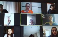 Peníscola dóna veu als xiquets i adolescents de la població en aquesta situació de crisi