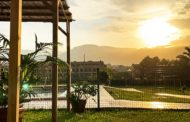 Les Coves signa un conveni amb el Club Esportiu Vinromà per a l'explotació del bar de la piscina municipal