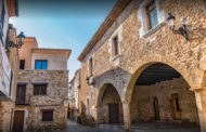 Reobri l'Oficina de Turisme de Benassal