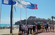 Peníscola hissa la bandera Qualitur a la platja Nord