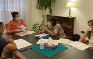 La Diputació estudiarà fórmules per a ajudar a les farmàcies rurals de la província