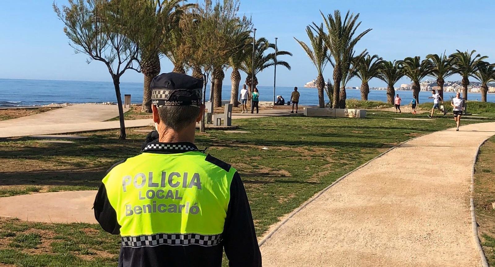 La Policia Local de Benicarló penalitza i sanciona el consum de begudes en la via pública