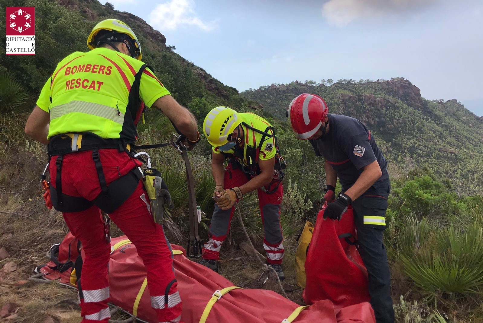 Els bombers de la Diputació efectuen 42 actuacions de rescat a la muntanya durant l’estiu, un 180% més que en 2019