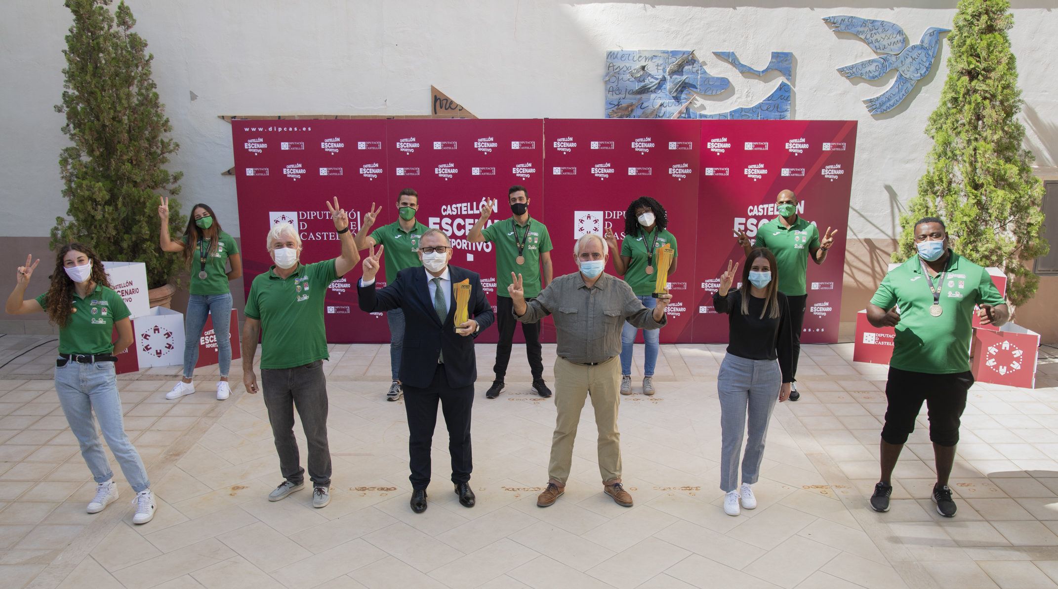 Martí rep al Platges de Castelló amb motiu dels seus èxits en la Copa d'Espanya i el Campionat d'Espanya d'Atletisme