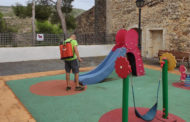 Les Coves de Vinromà reforça el servei de neteja i desinfecció als parcs infantils i la zona esportiva