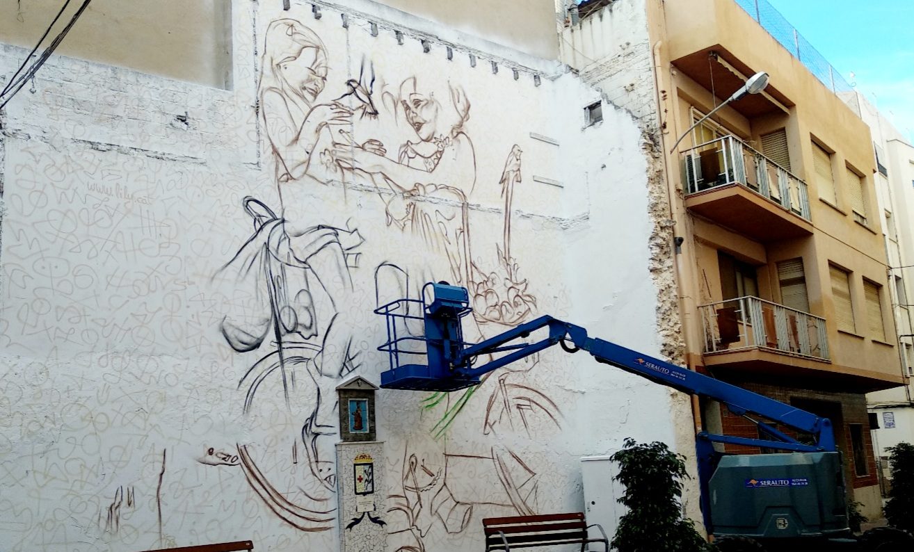 Els Serveis Socials de Benicarló promou la igualtat i la multiculturalitat amb un gran mural al carrer del Riu