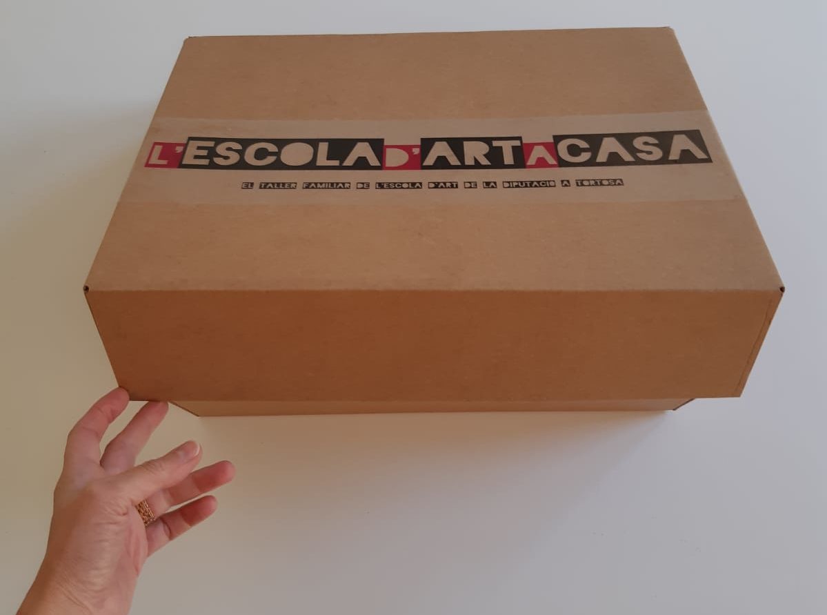 L’Escola d’Art de la Diputació a Tortosa programa un taller familiar en format virtual