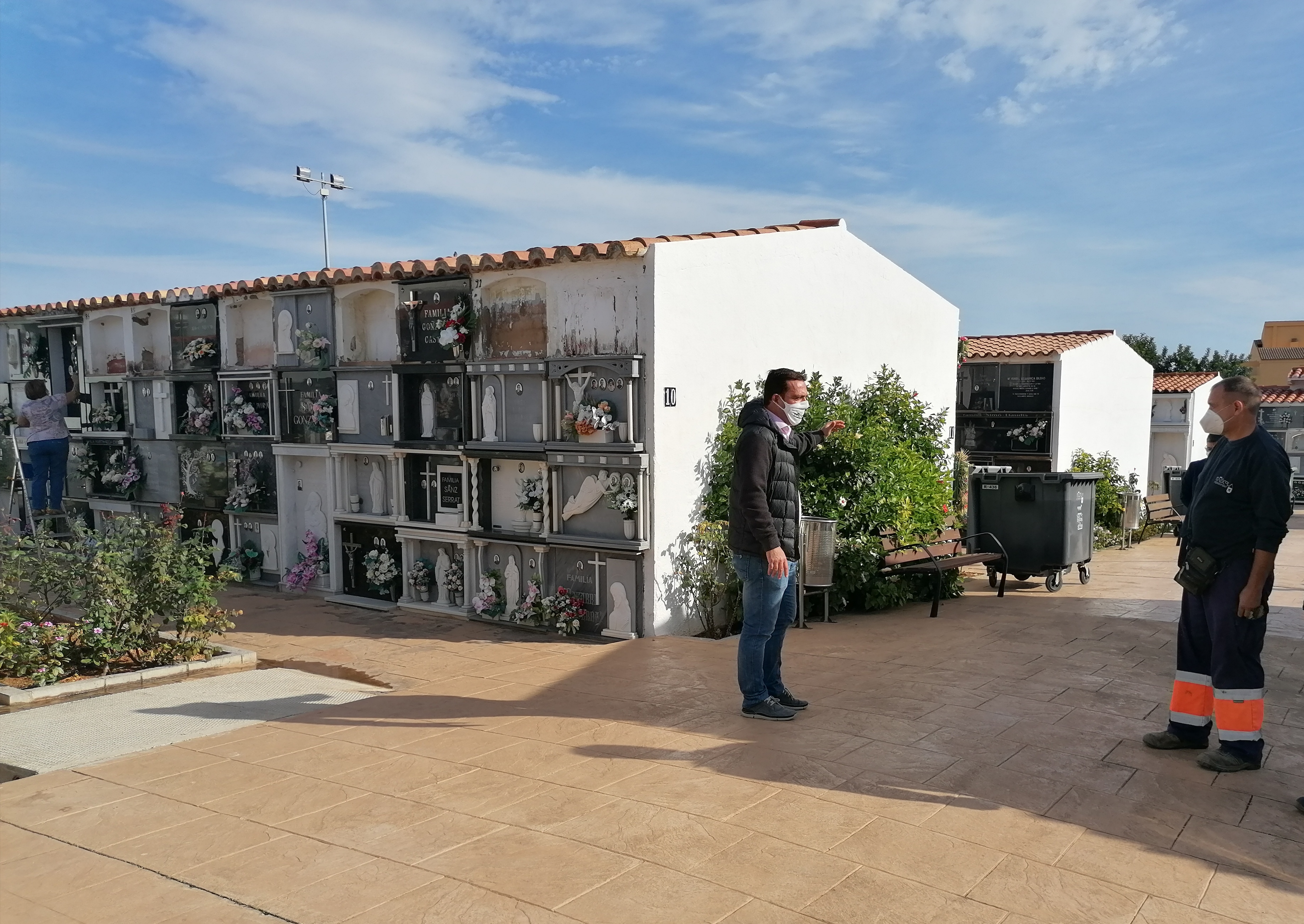 L'Ajuntament de Peníscola posa en marxa un dispositiu especial de seguretat en el cementeri per a Tots Sants
