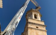 Les Coves de Vinromà tala les figueres del campanar de l'Església per a garantir la seguretat de l'edifici