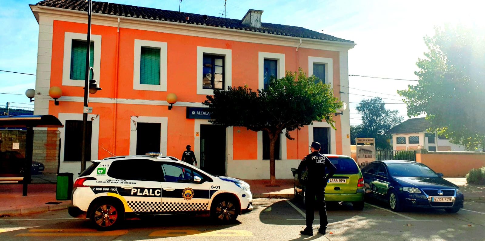 Policia Local i Guàrdia Civil recuperen la documentació i diners d'un robatori en un taller de vehicles d'Alcalà