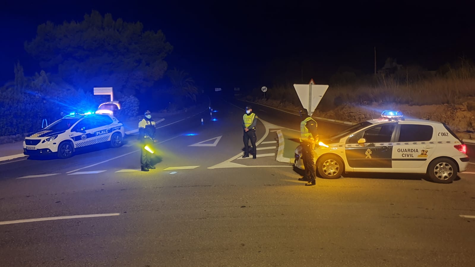 Guàrdia Civil i Policia Local d'Alcalà-Alcossebre interposen 7 denúncies per incomplir el toc de queda