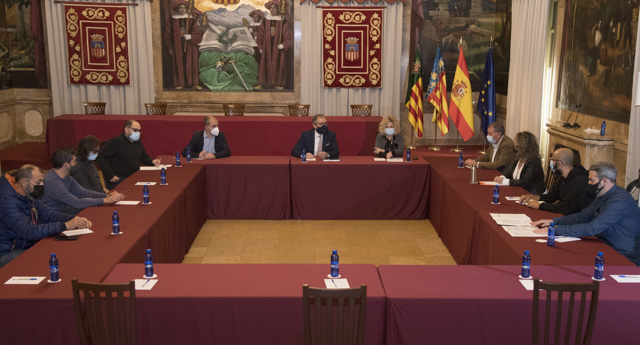 La Diputació aborda la crisi de l'oci nocturn en una taula de treball amb representants del sector