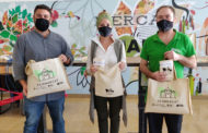 L'Ajuntament de Vinaròs aposta per reduir els plàstics en les compres del Mercat