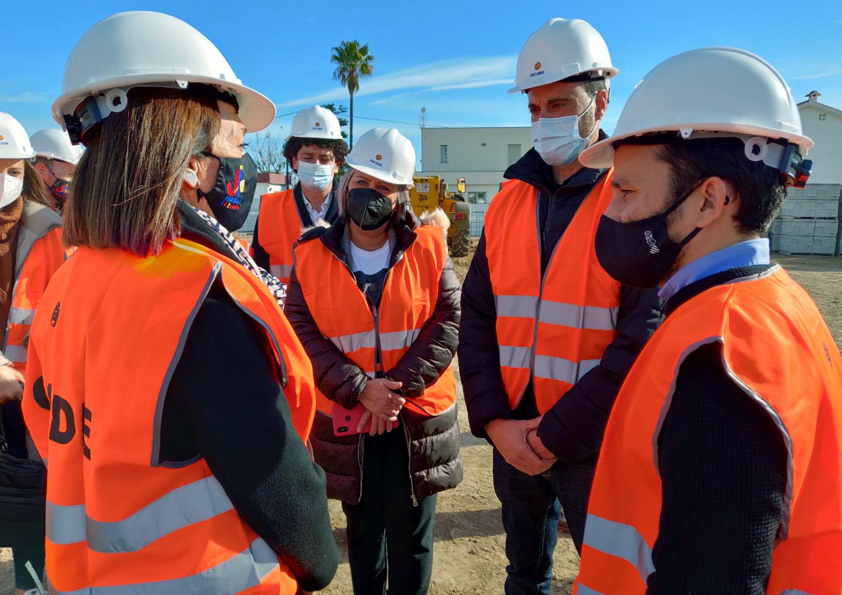 El conseller Marzà visita les obres del col·legi Jaume I de Vinaròs