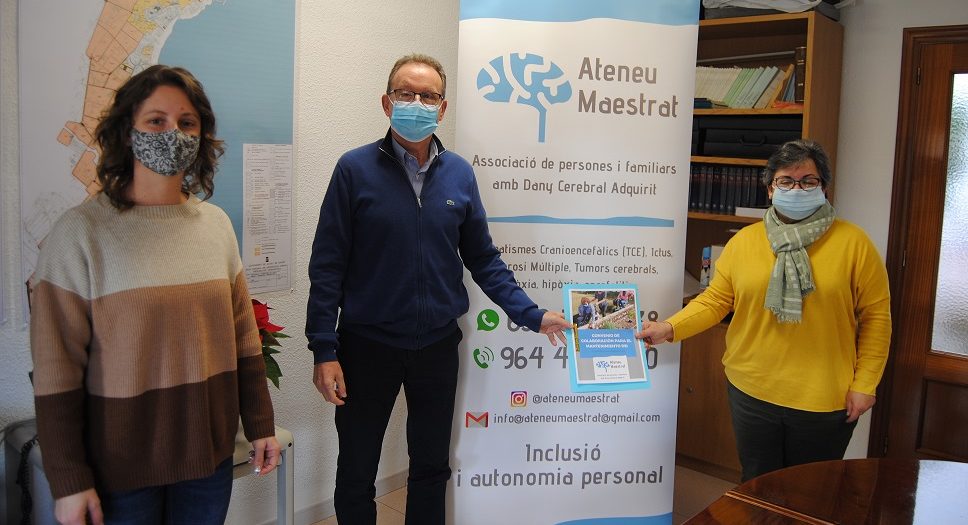 Alcalà-Alcossebre renova el conveni amb l'Associació de Dany Cerebral Adquirit Ateneu Maestrat
