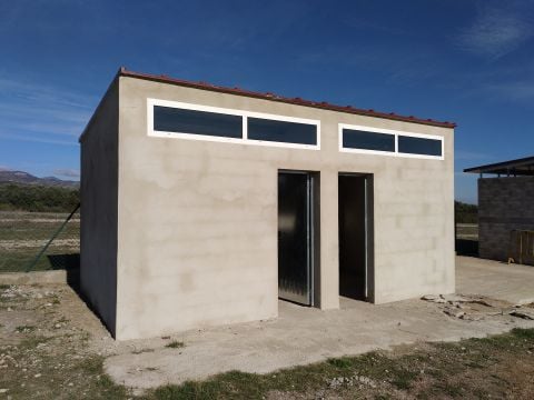 Acaben les obres dels vestidors de l'hipòdrom del Pla de Roquillo de la Sénia