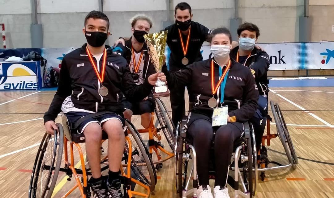 4 jugadors i l'entrenador d'Afaniad Vinaròs en la Selecció Catalana que es proclama subcampiona d'Espanya de bàsquet