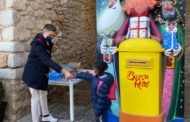 Cultura reparteix fundes porta màscares per a l'alumnat del Jaime Sanz de Peníscola