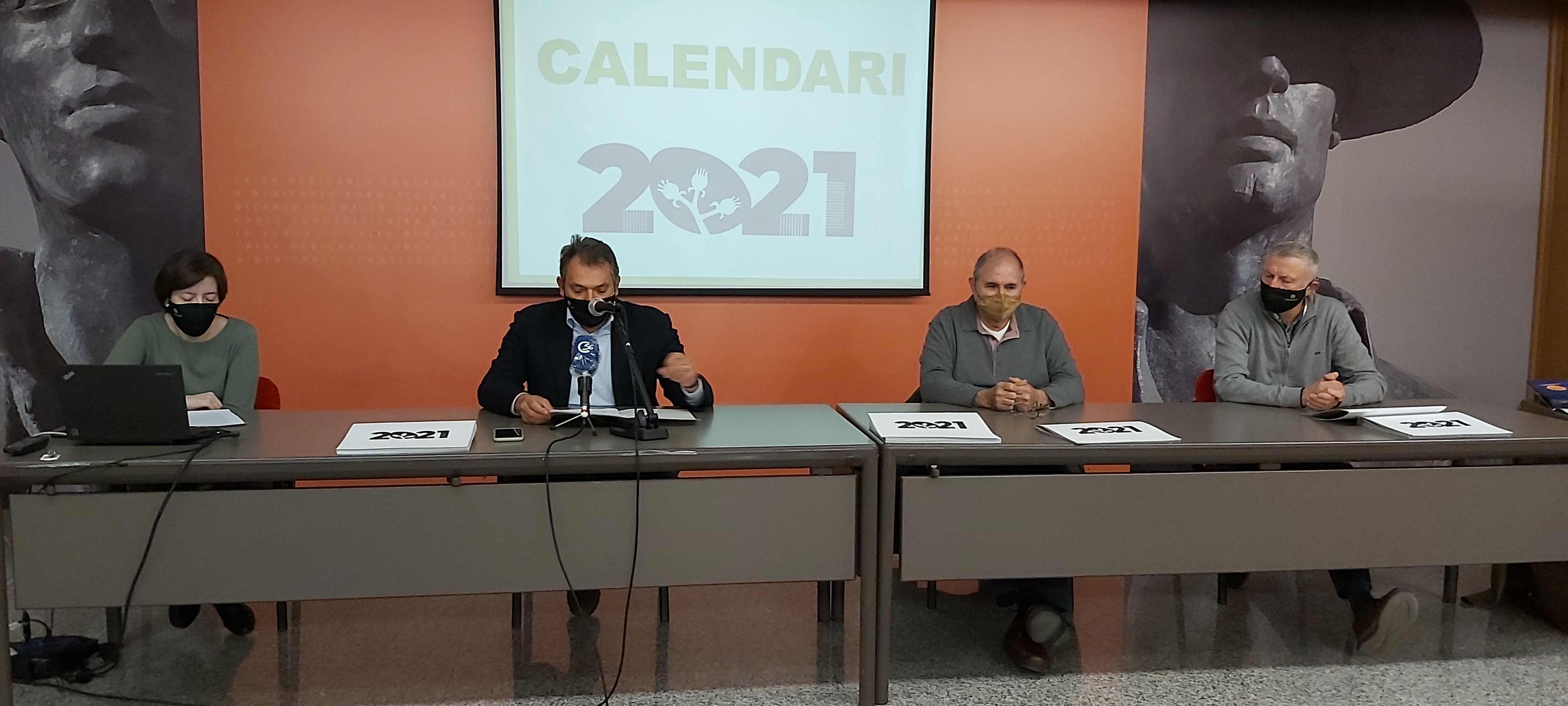 Les fotografies nocturnes de Lluís Ibáñez protagonitzen el calendari de 2021 de Caixa Benicarló