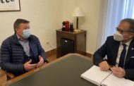 L'alcalde de la Serratella trasllada a Martí la necessitat d'actuar en la carretera que uneix Torre d'En Doménec i Albocàsser