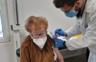 Els majors de Tírig reben la vacuna contra la Covid-19