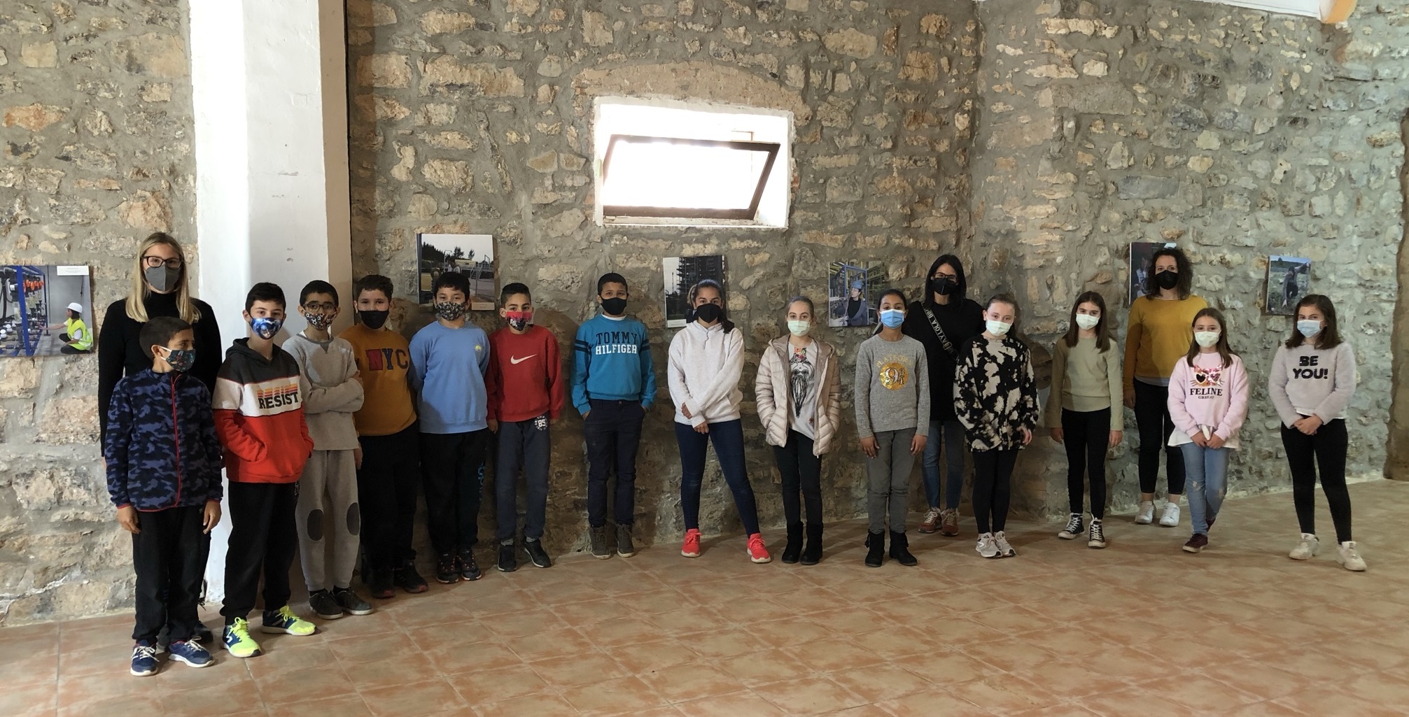 L'alumnat de l'Albert Selma de Santa Magdalena visita l'exposició ‘Enginyera…Per què no?'