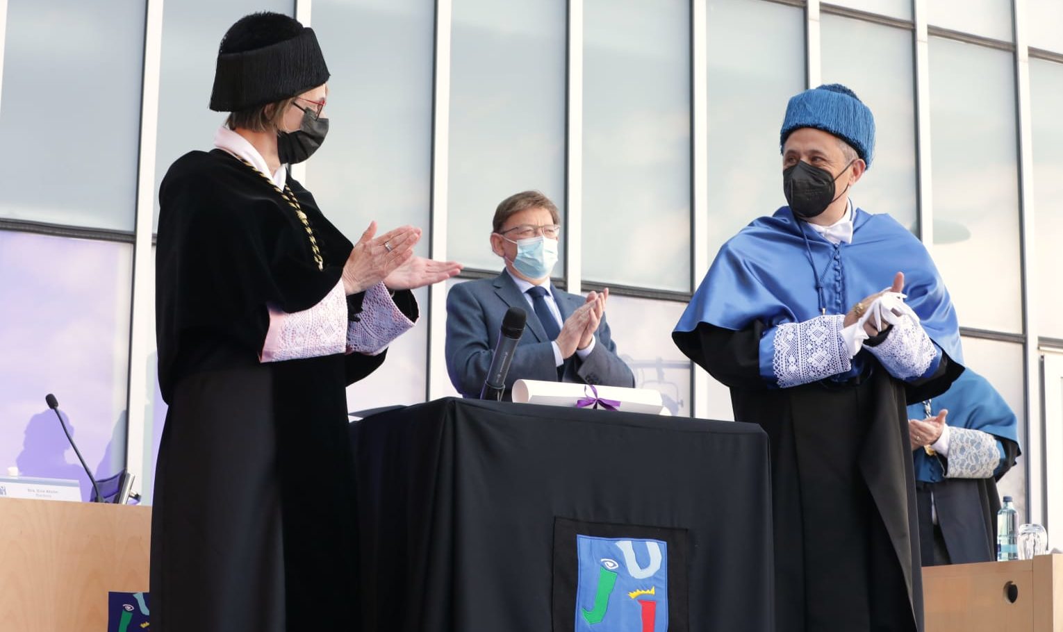 Puig destaca les aportacions del doctor 'honoris causa' Xavier Querol en la lluita contra la pandèmia
