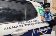 La Policia d'Alcalà-Alcossebre crea una titella per a familiaritzar als d'Infantil amb les regles de circulació