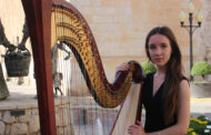 L'arpista, Mar Anglés Lluch, oferirà un recital a l'Auditori de Santa Magdalena